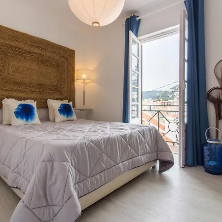 And Mountain Lisboa / Apartman *